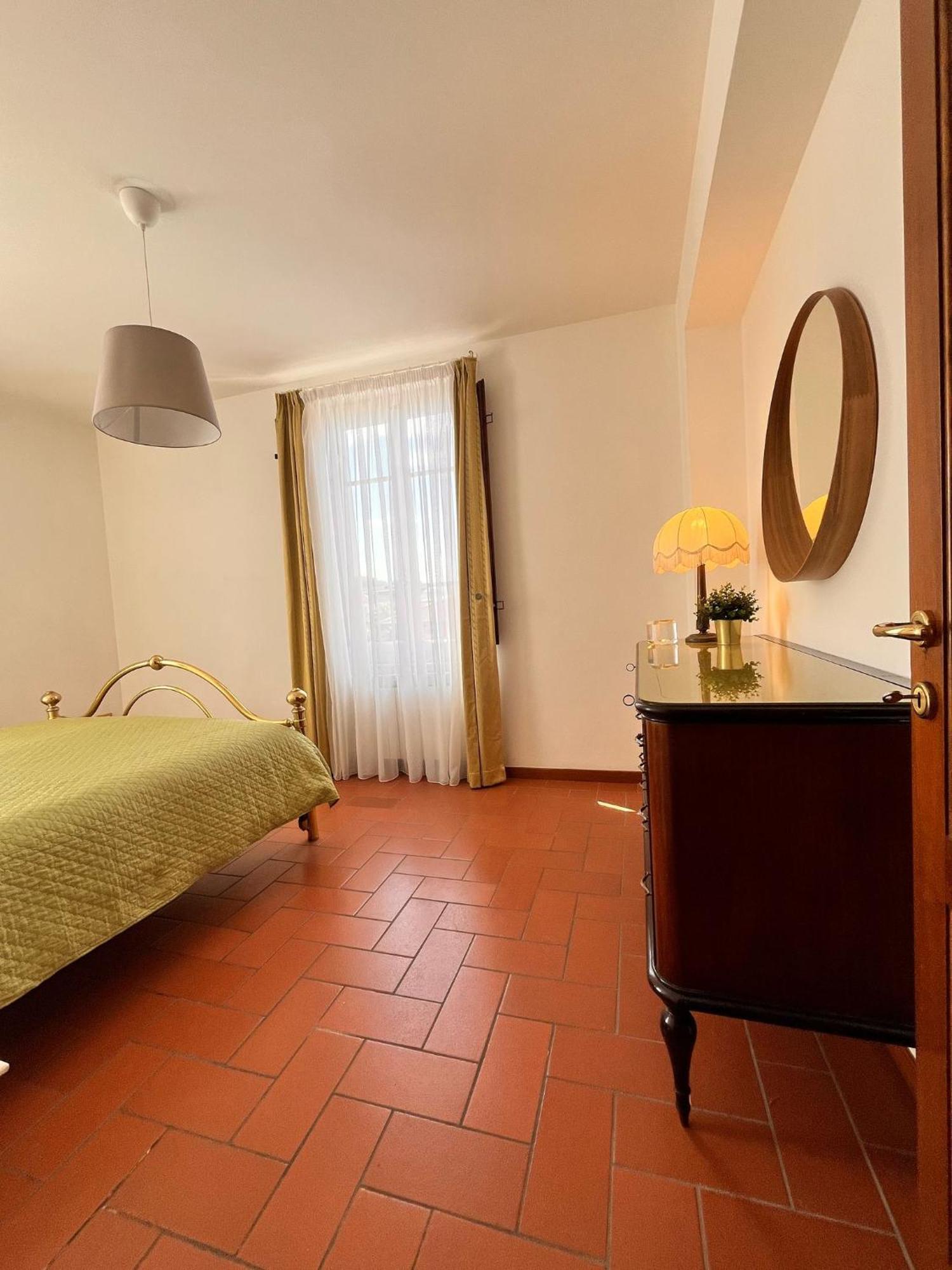 Charme Con Parcheggio Appartement Lucca Buitenkant foto