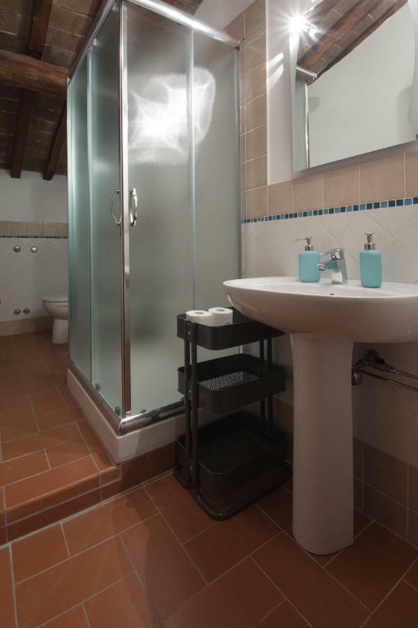 Charme Con Parcheggio Appartement Lucca Buitenkant foto