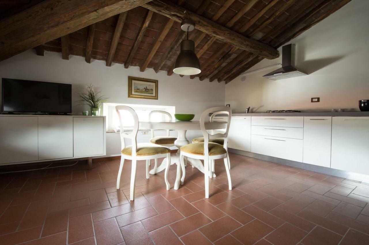 Charme Con Parcheggio Appartement Lucca Buitenkant foto